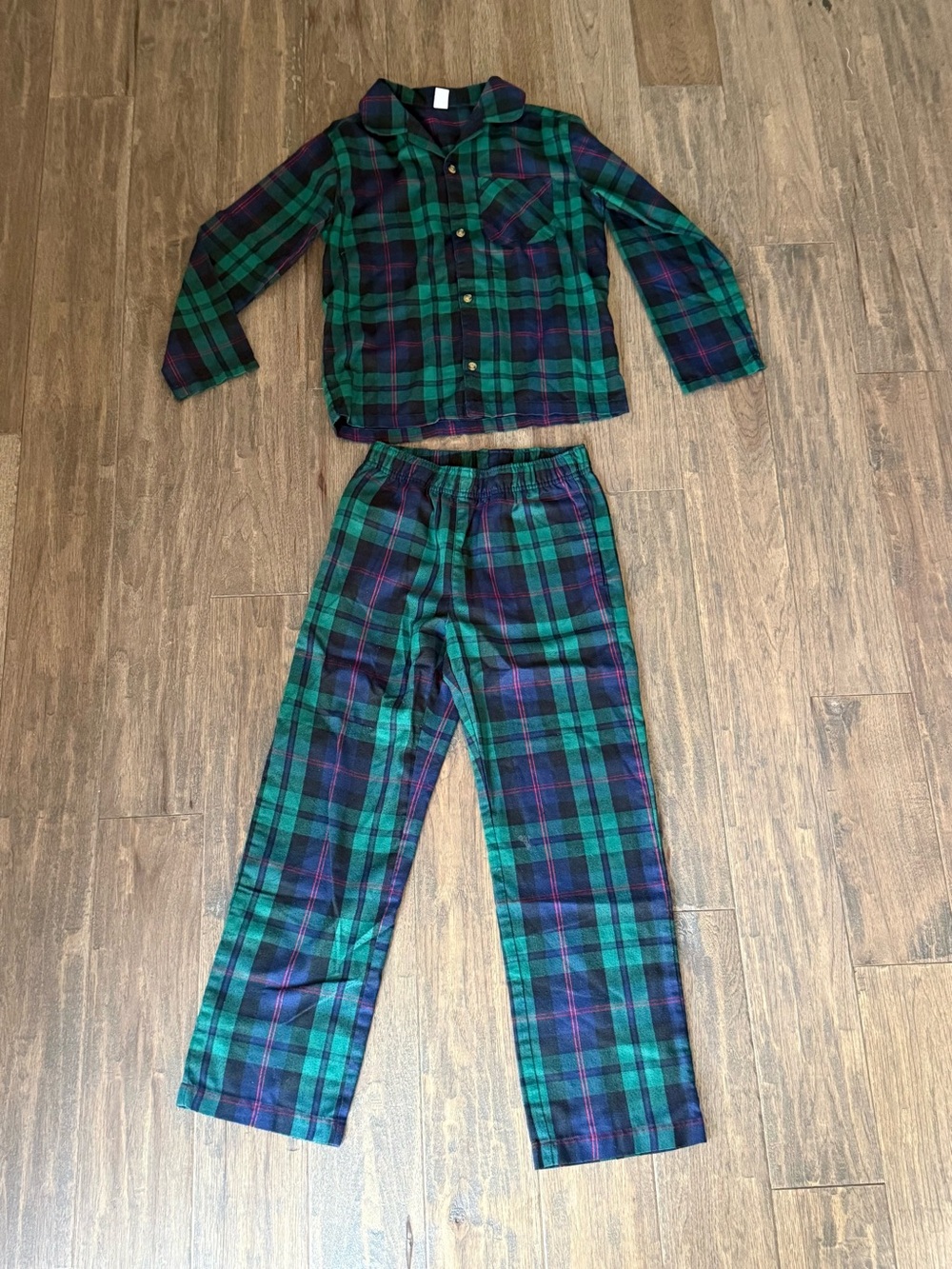 Girls size 10/12 Old Navy plaid pajama set